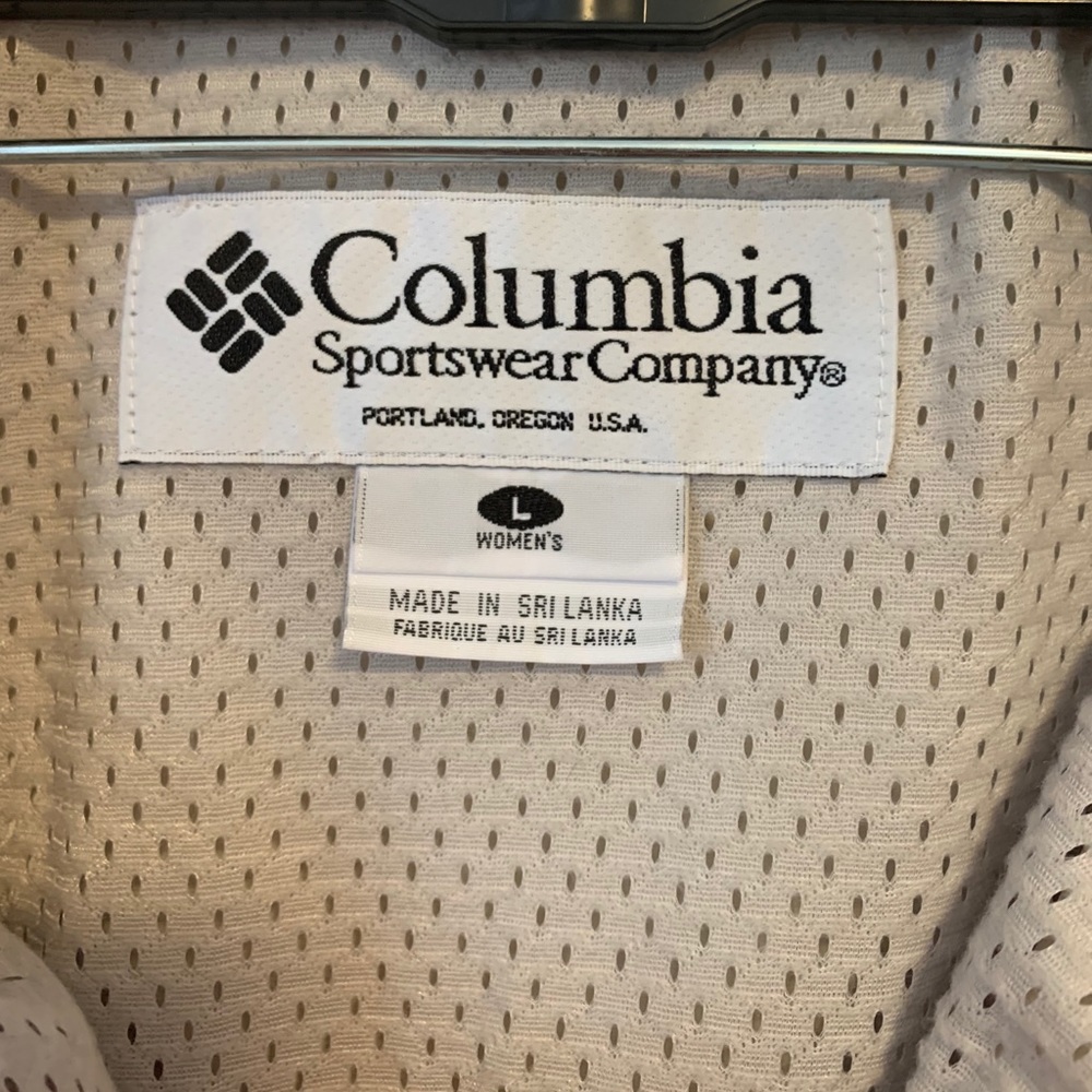 Packable Vintage Columbia Windbreaker - Women’s - Picture 9 of 9
